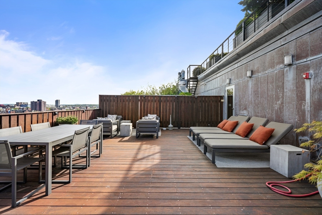 221 Columbus Ave # 301