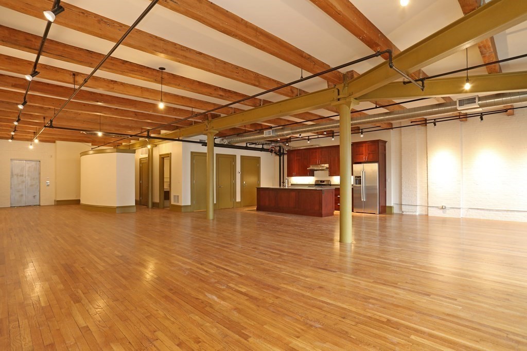 144 Lincoln Street # 4