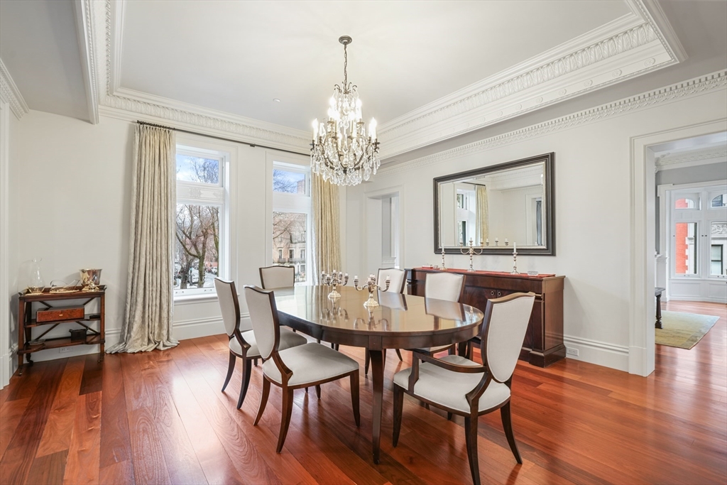 314 Commonwealth Ave # 2