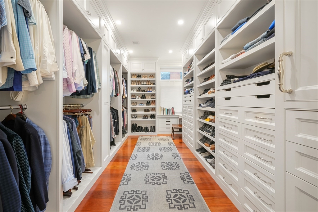 314 Commonwealth Ave # 2