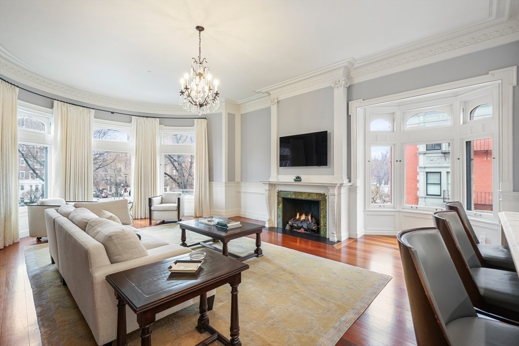 314 Commonwealth Ave # 2