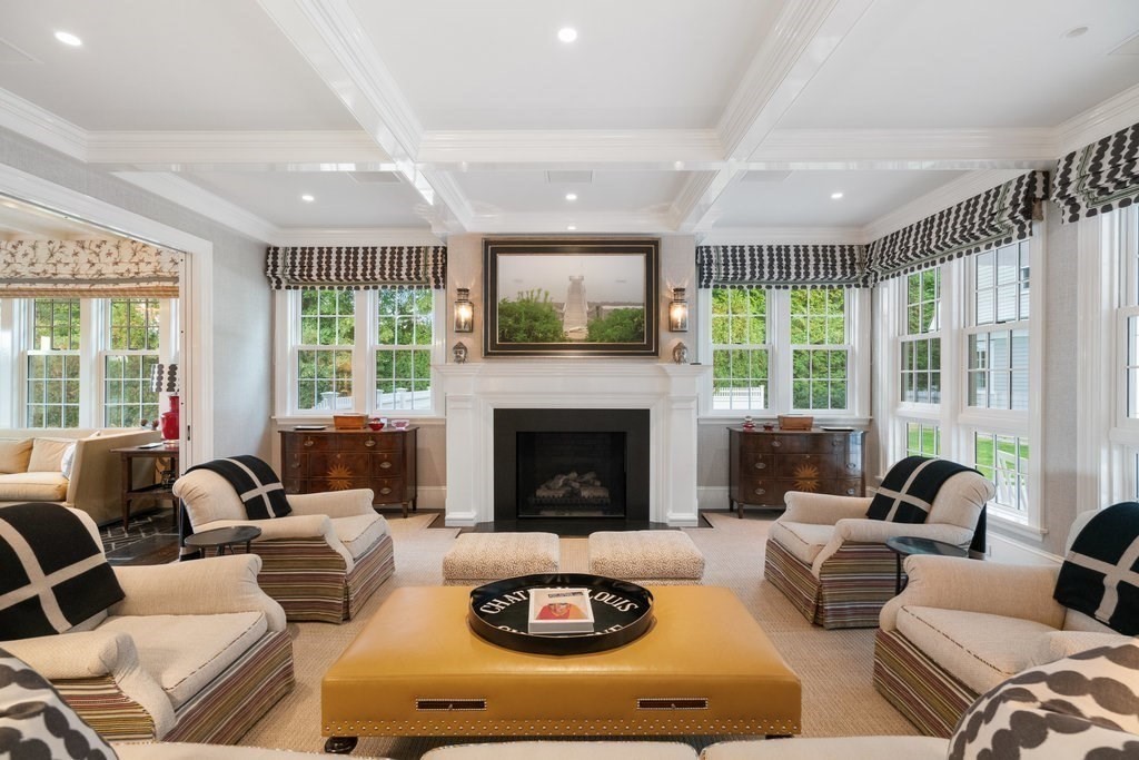 21 River Lane