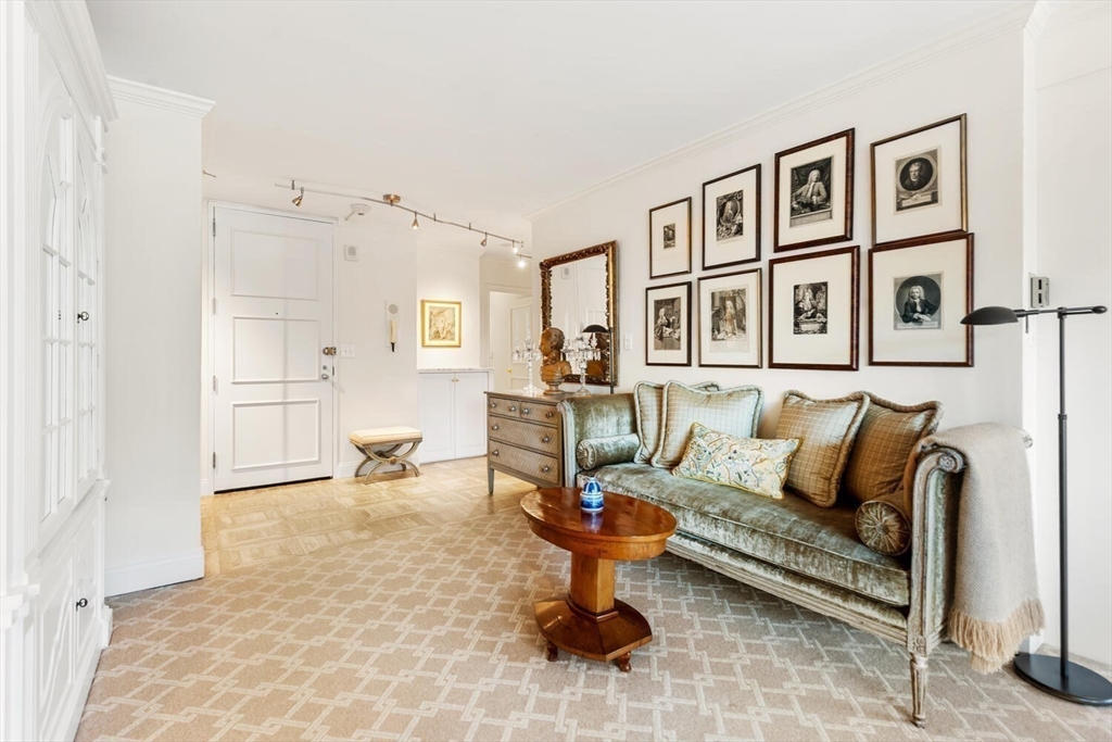 180 Beacon St # 4A