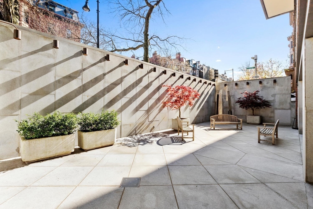180 Beacon St # 4A