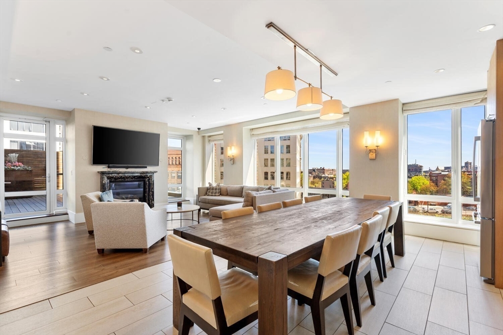 400 Stuart Street # 15K
