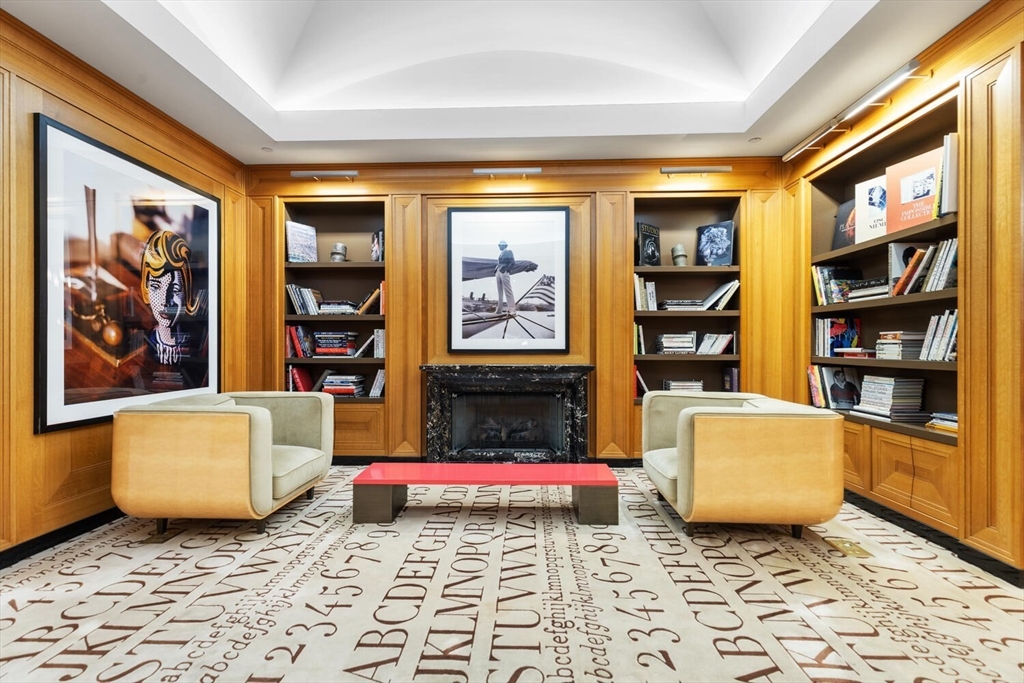 400 Stuart Street # 15K