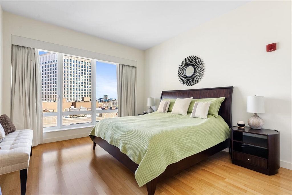400 Stuart Street # 15K