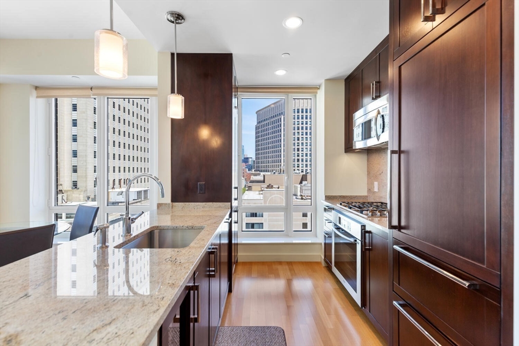400 Stuart Street # 15K