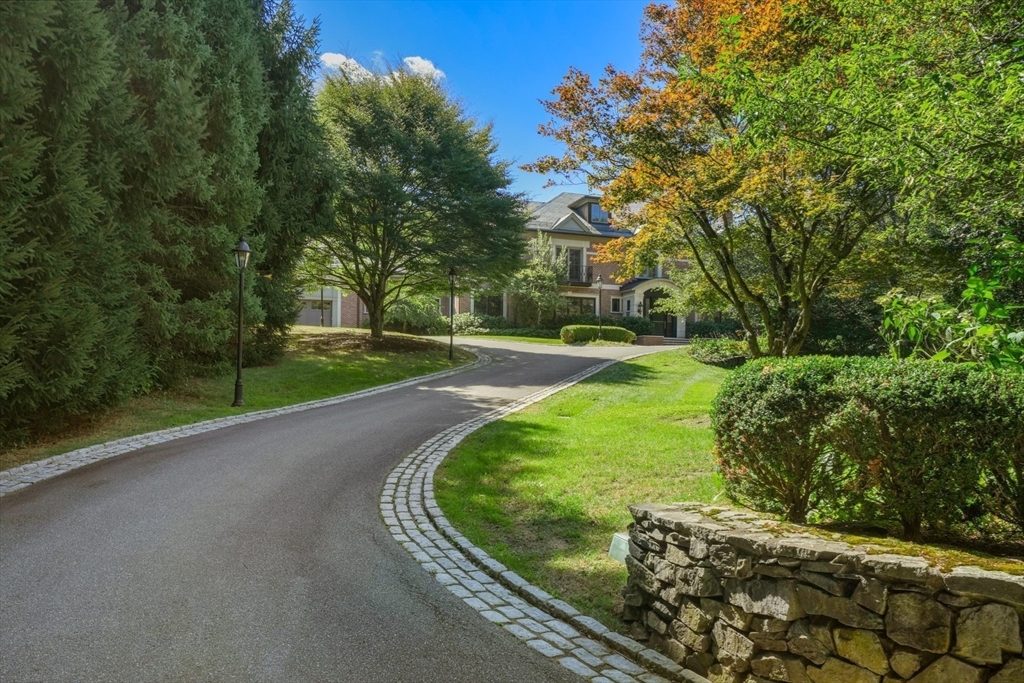 118 Woodland Road