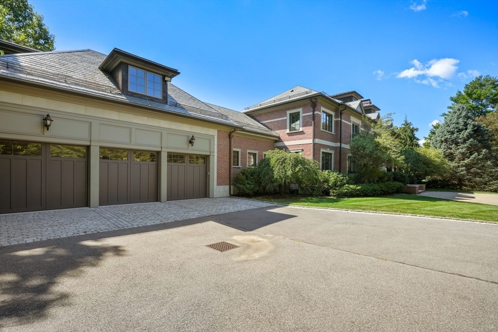 118 Woodland Road
