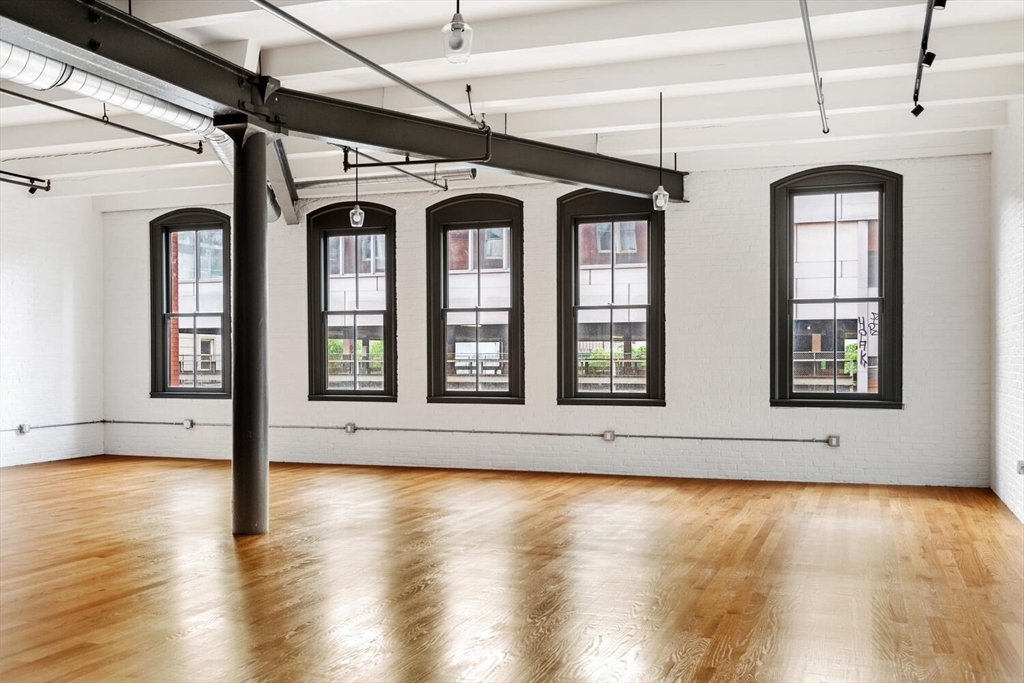 144 Lincoln Street # 3