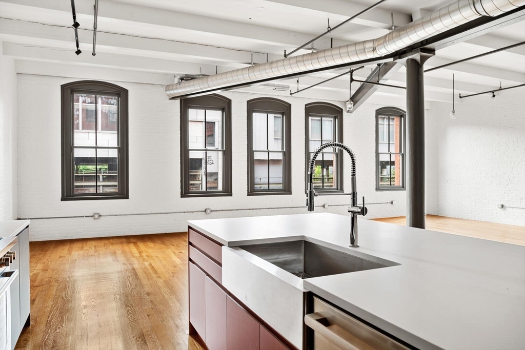 144 Lincoln Street # 3