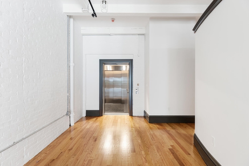 144 Lincoln Street # 3