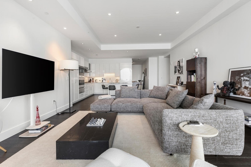 22 Liberty Drive # 10D