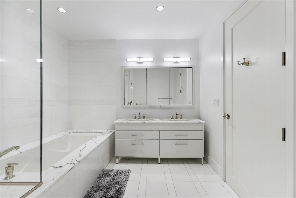 22 Liberty Drive # 10D