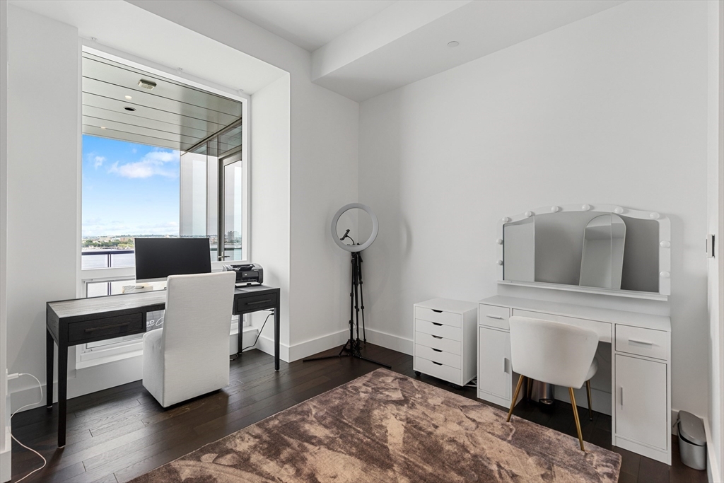 22 Liberty Drive # 10D