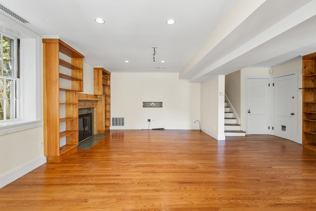 167 Willard Rd