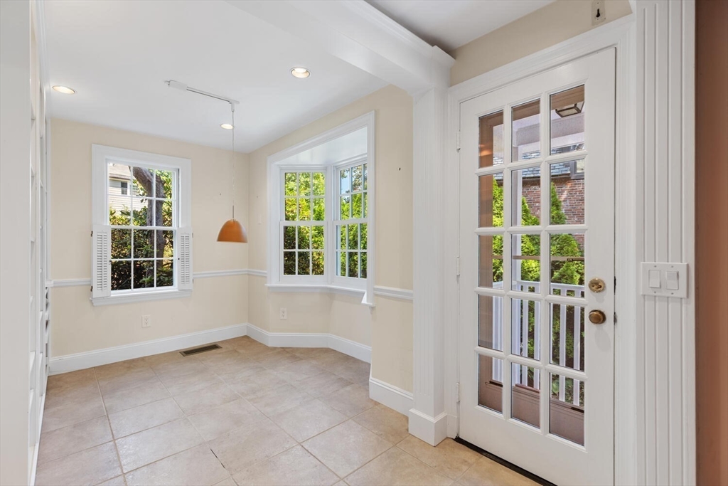 167 Willard Rd