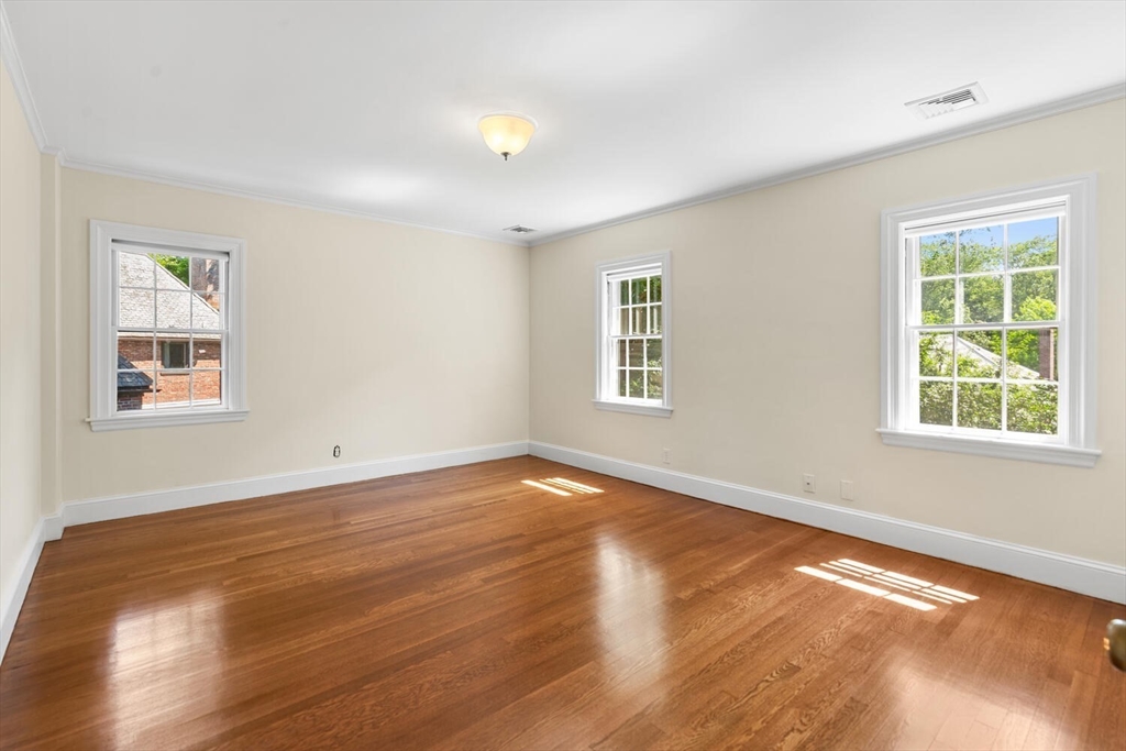 167 Willard Rd