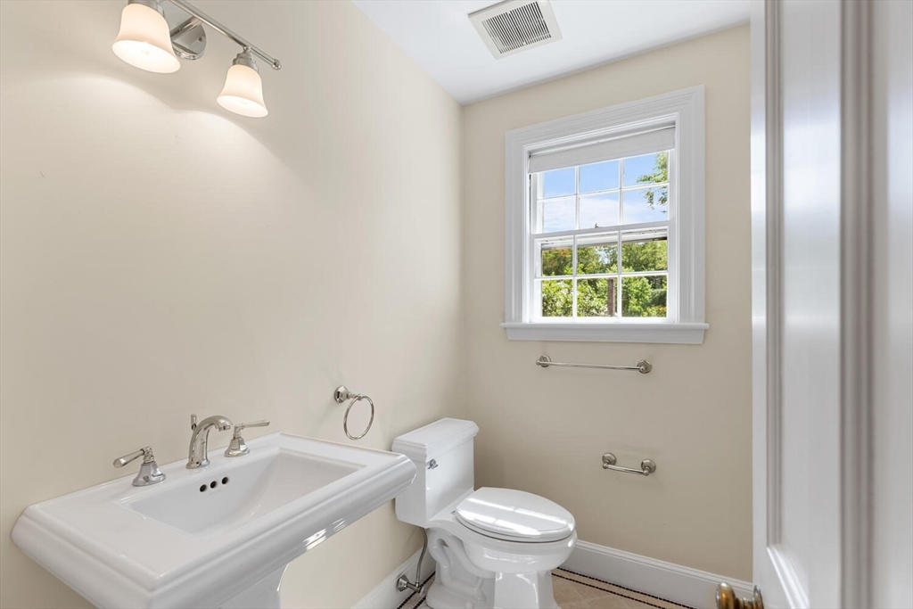 167 Willard Rd