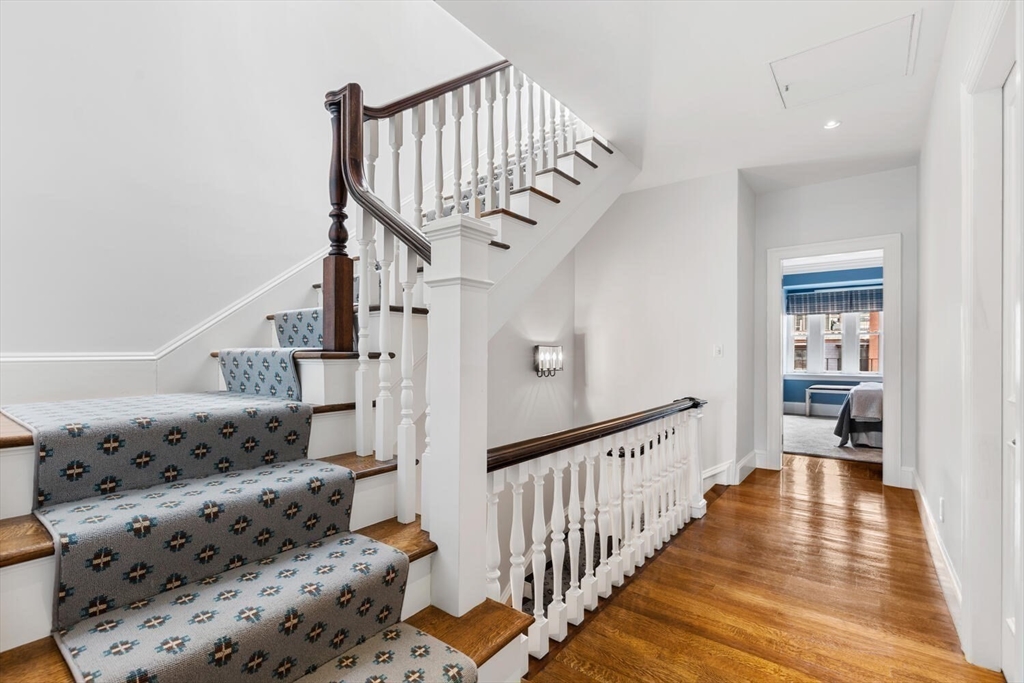 18 Marlborough St