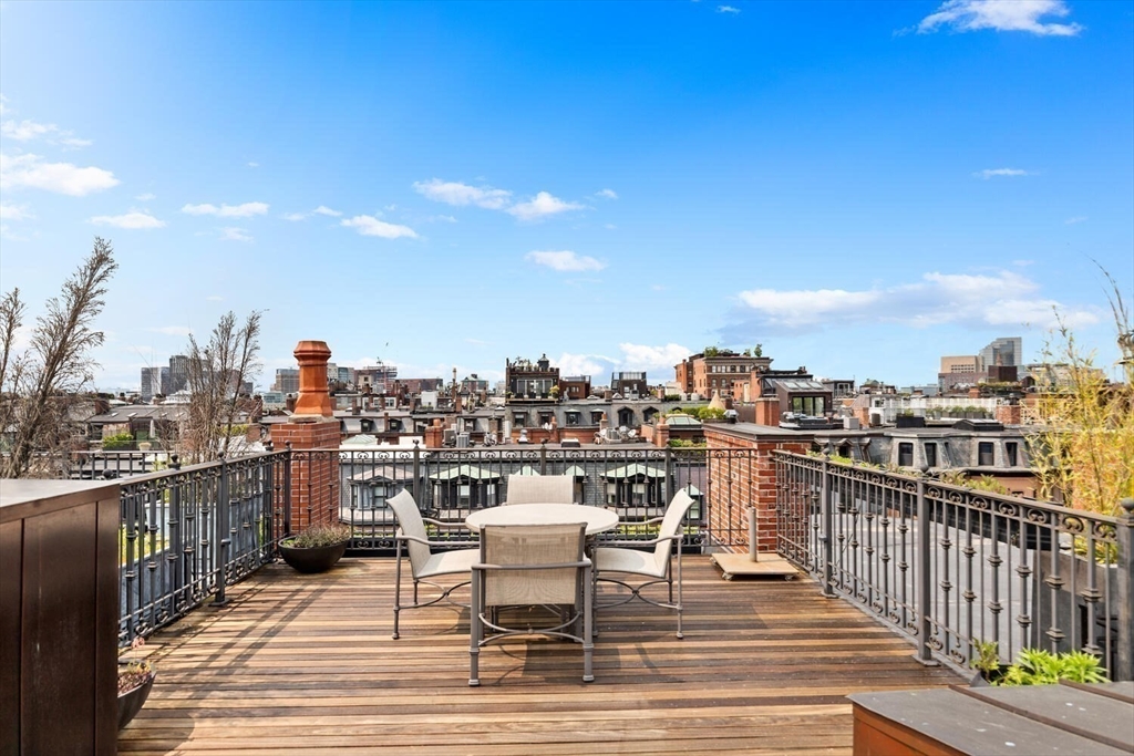 18 Marlborough St