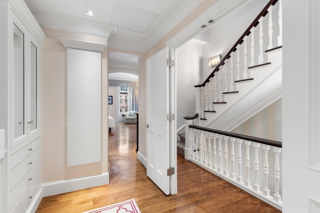 18 Marlborough St