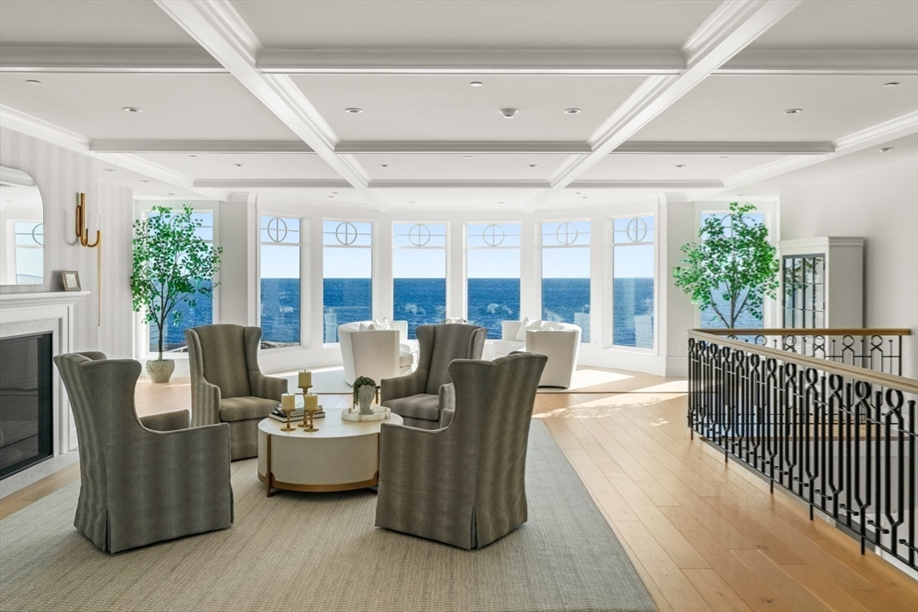 35 Littles Point Rd # 201 Unit: S-201