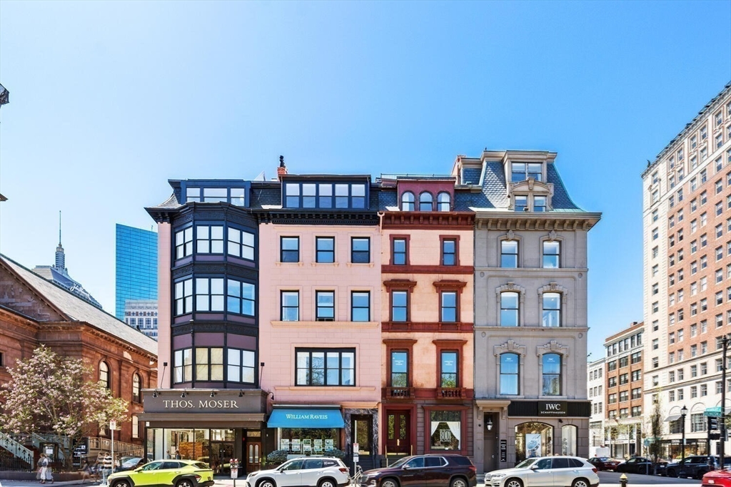 19 Arlington St Unit 53