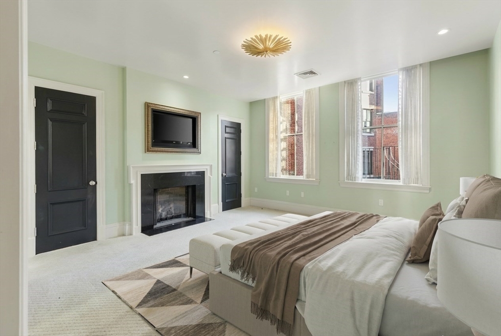 20 Beacon Street # 4