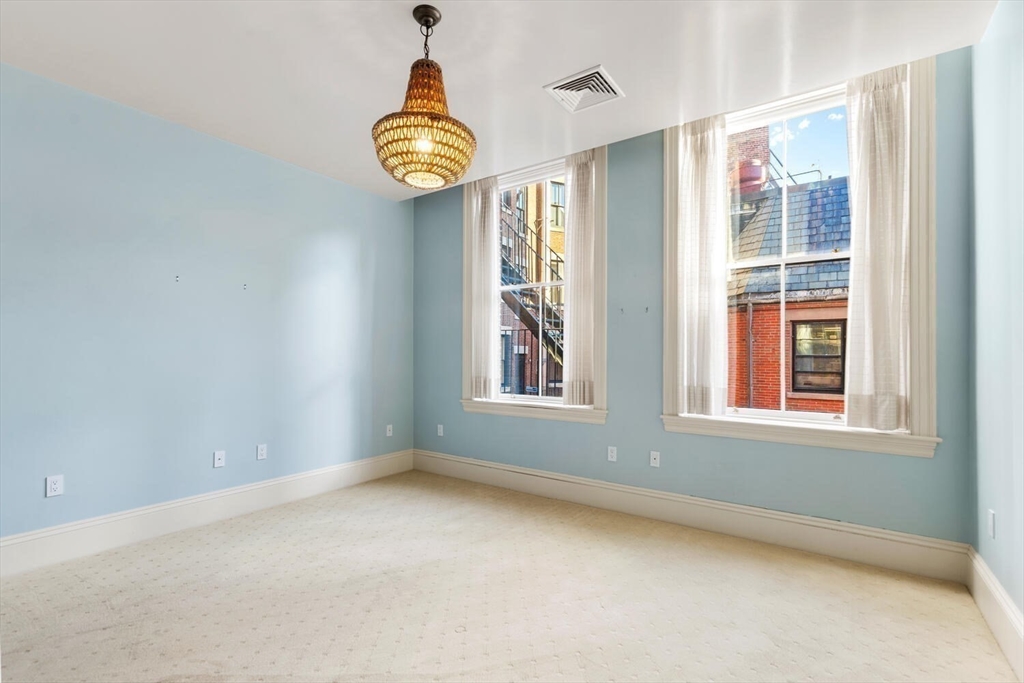 20 Beacon Street # 4