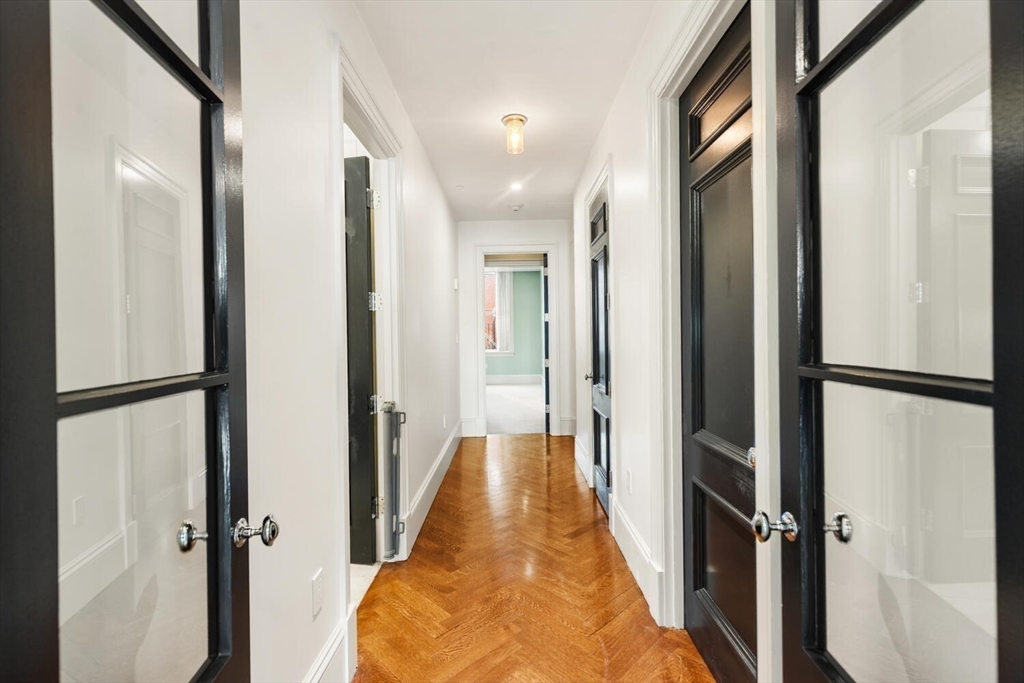 20 Beacon Street # 4