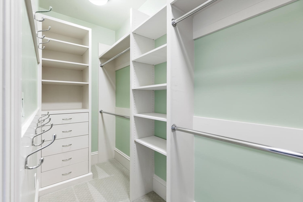 20 Beacon Street # 4