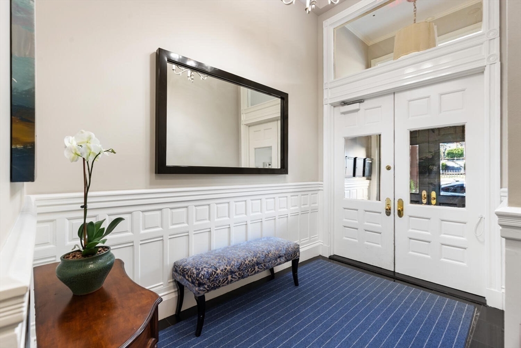 20 Beacon Street # 4