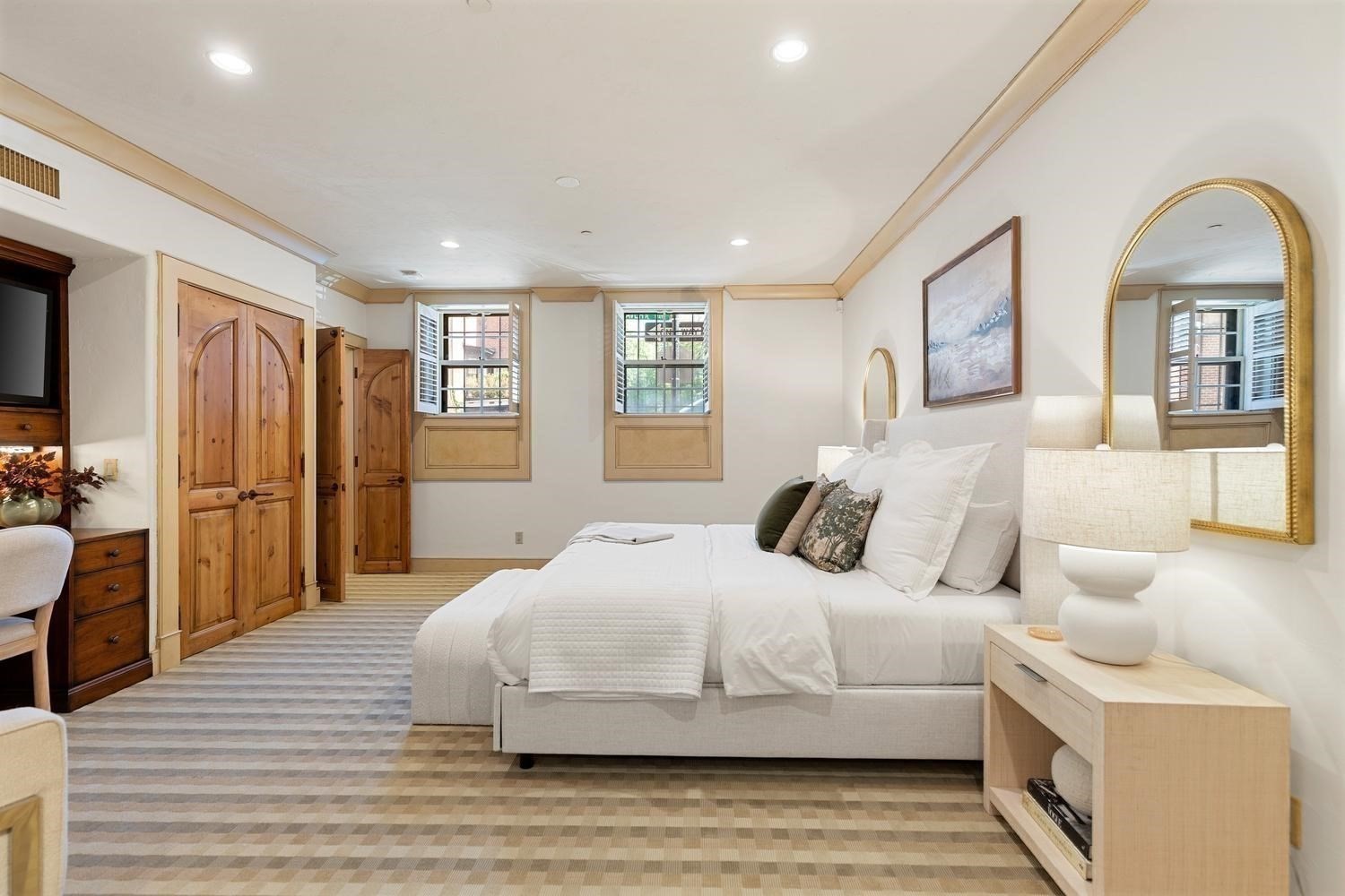 25 Beaver Place
