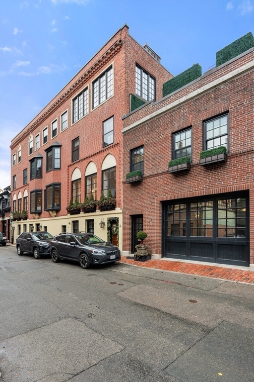 25 Beaver Place