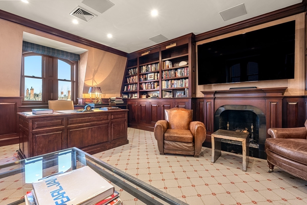 36 Commonwealth Avenue PH