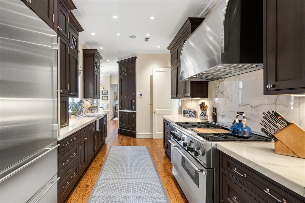 36 Commonwealth Avenue PH