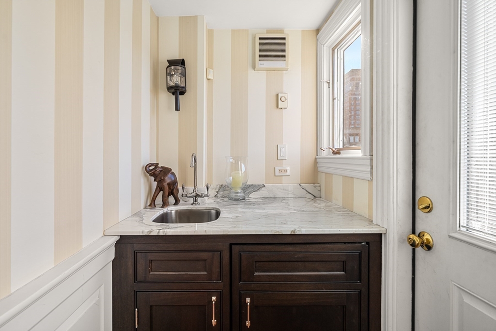 36 Commonwealth Avenue PH