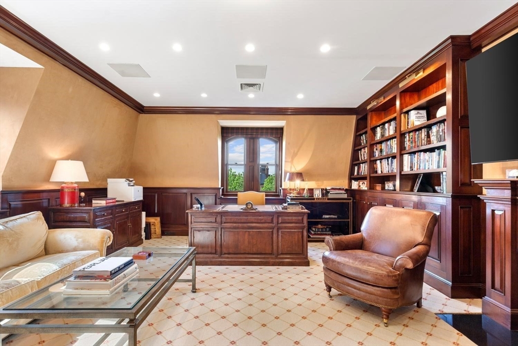36 Commonwealth Avenue PH