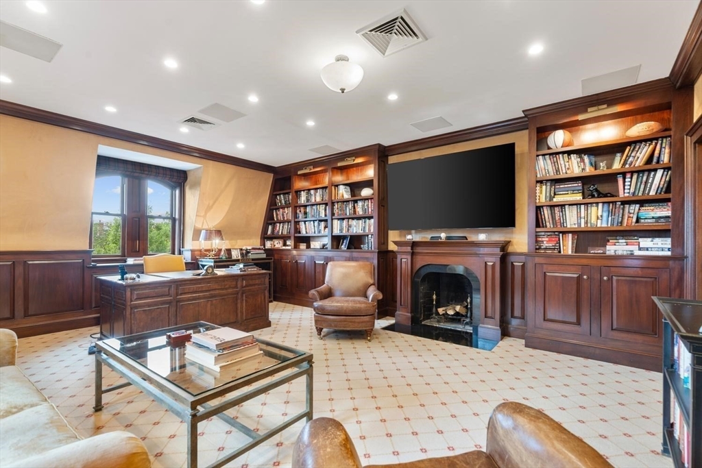 36 Commonwealth Avenue PH