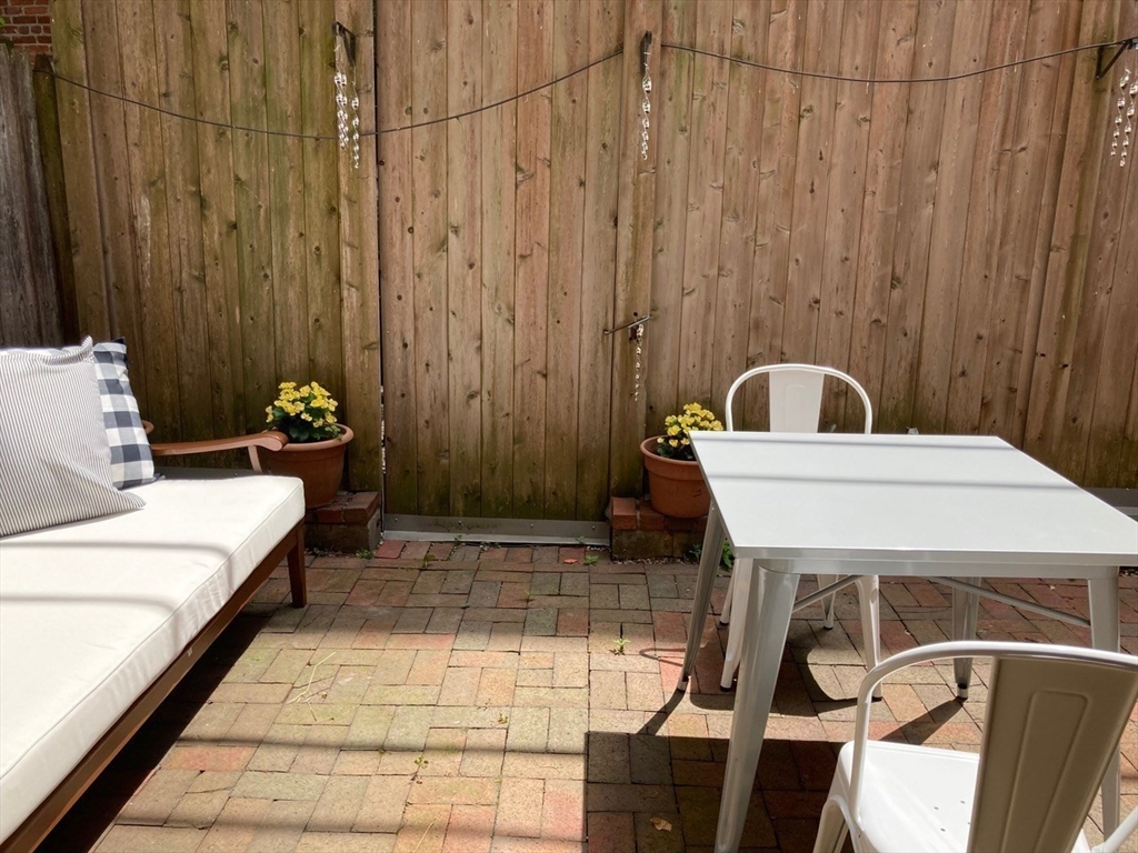 54 Temple Street # 1