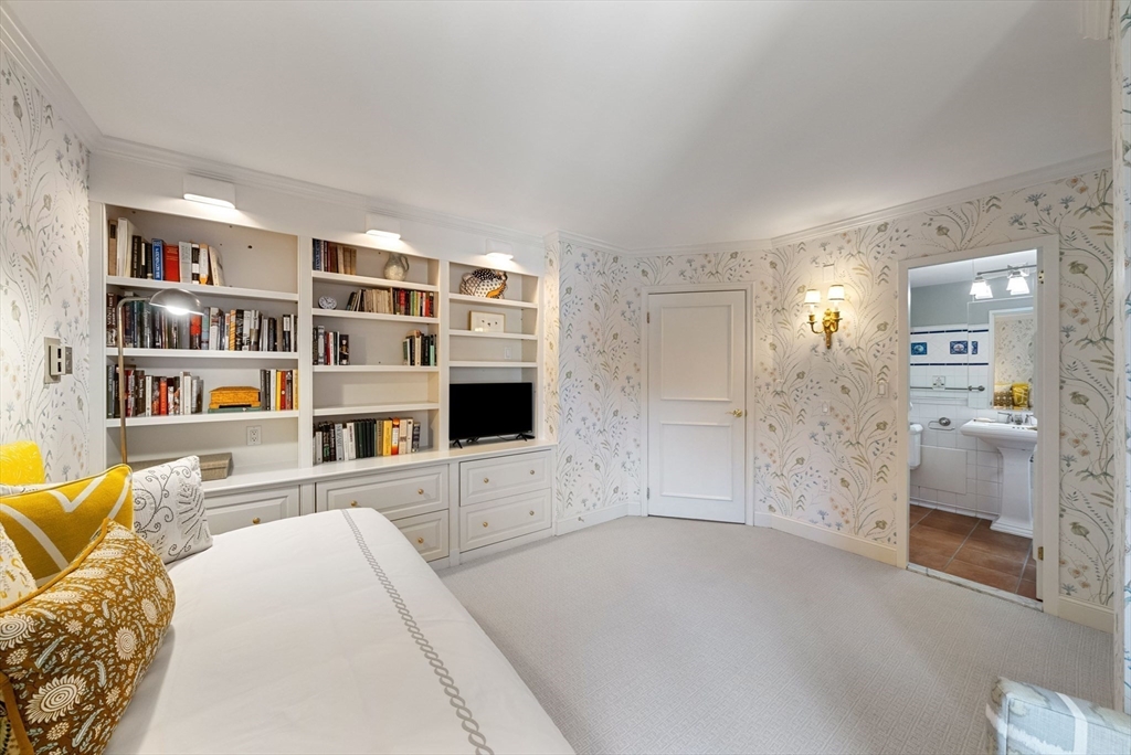 180 Beacon Street # 4A