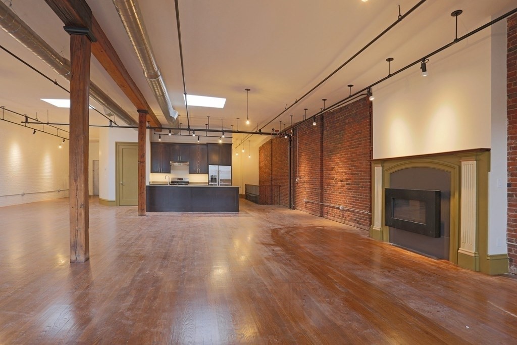 144 Lincoln Street # 6