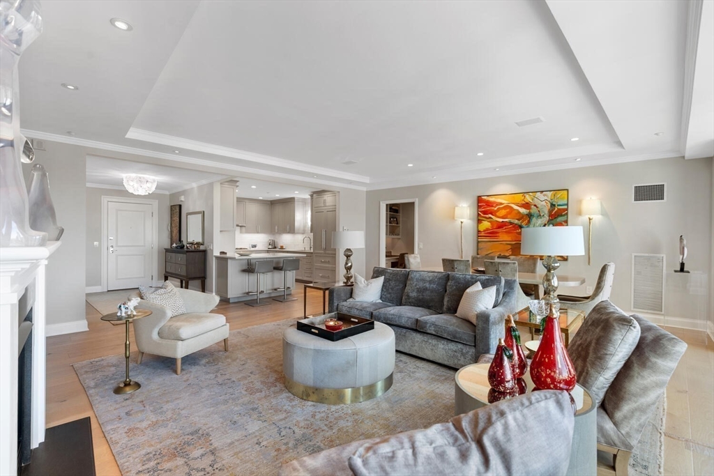 100 Belvidere Street # 7A