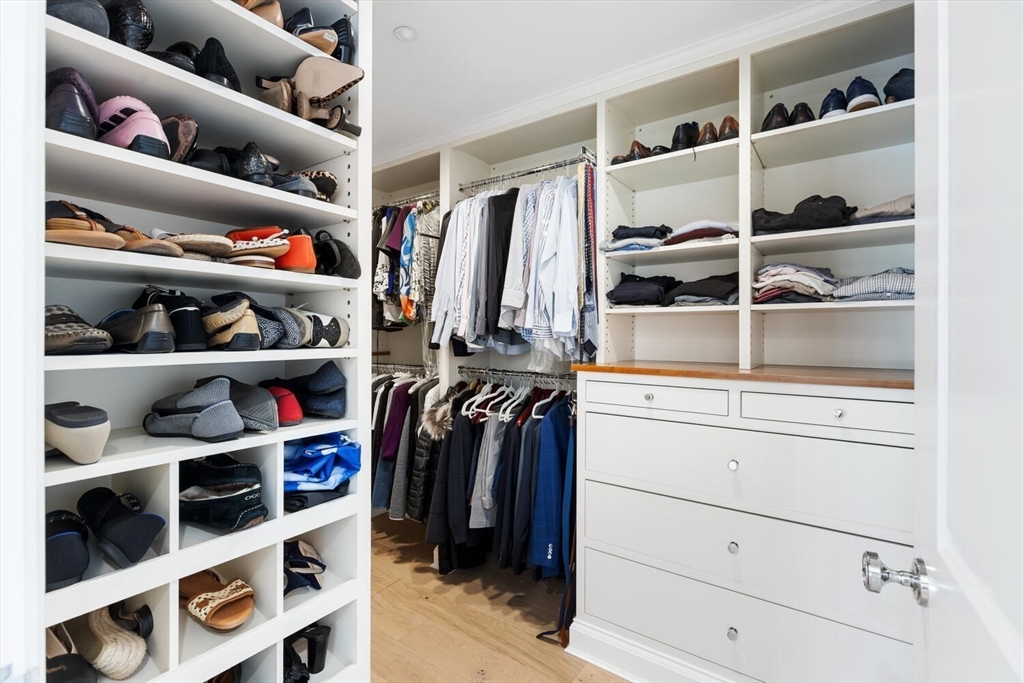 100 Belvidere Street # 7A