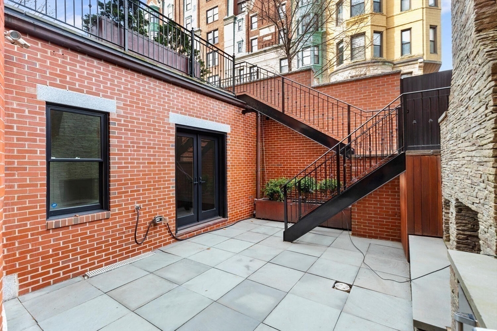 409 Commonwealth Avenue # B