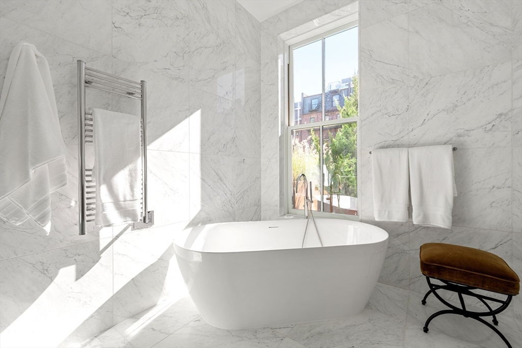 260-262 Commonwealth Avenue # 1A