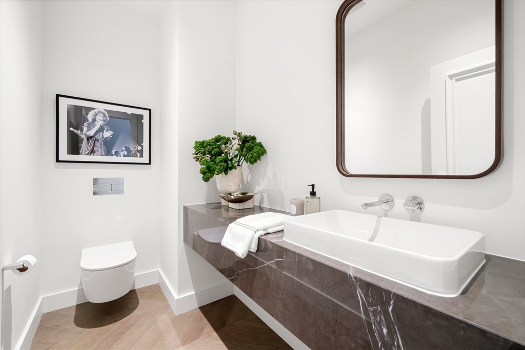 260-262 Commonwealth Avenue # 1A