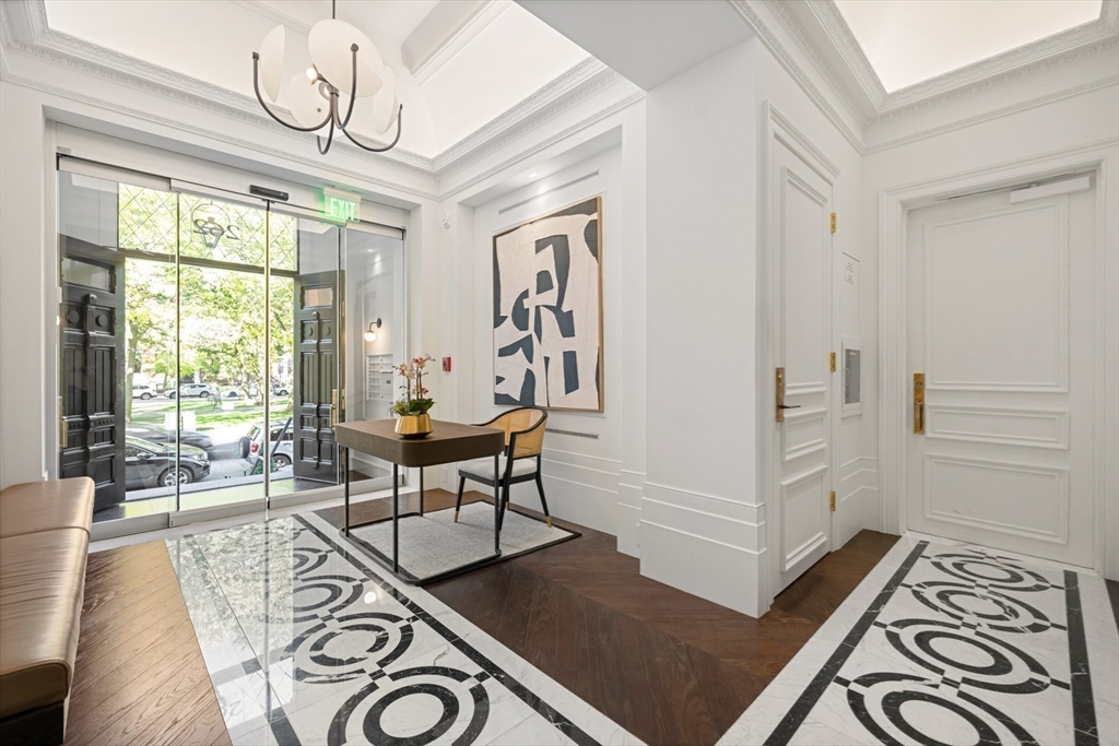 260-262 Commonwealth Avenue # 1A